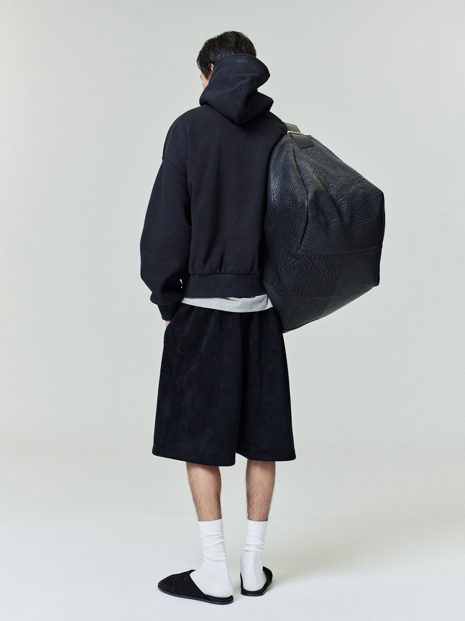 Suede Fleece Relaxed Short - Image 3