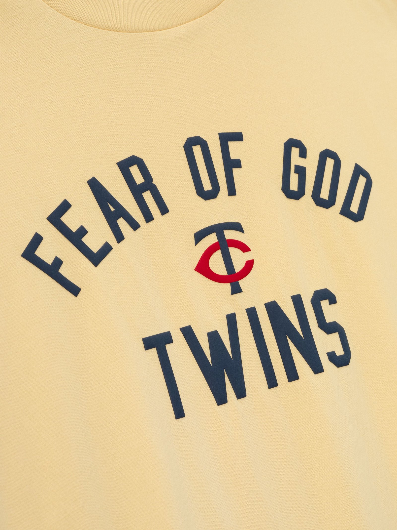 Twins 90s Tee - Image 3